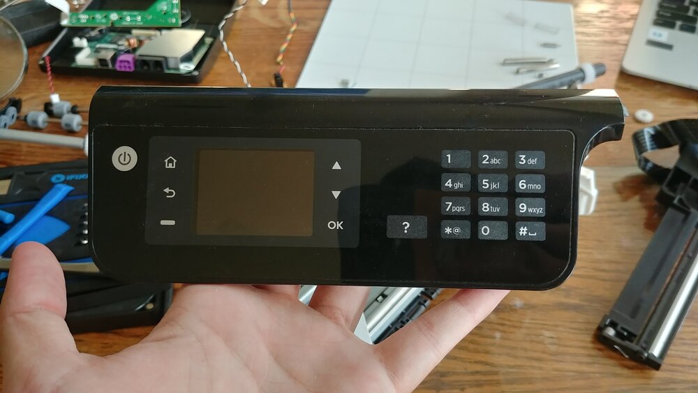 The keybad to control the printer.